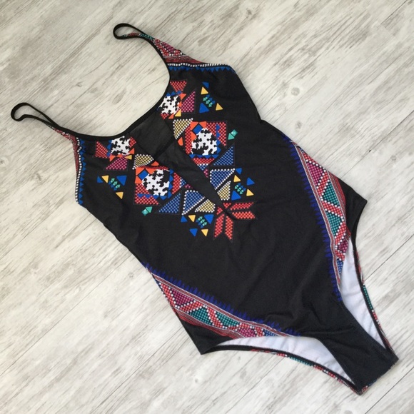 Black Aztec Print Swimsuit - Picture 4 of 8